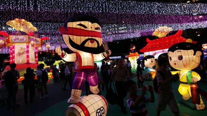 Festa di met&amp;#224; autunno &amp;#45; Hong Kong