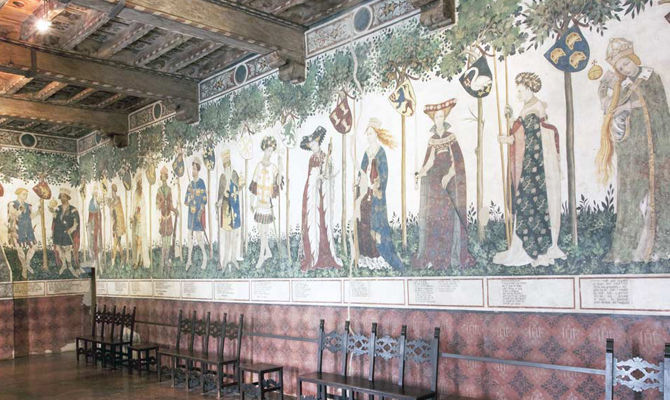 Salone Baronale Castello della Manta<br>