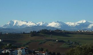 Colle Regnano, vacanze bio tra le colline maceratesi