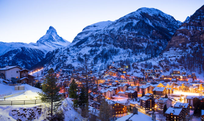 Veduta di Zermatt e del Monte Cervino