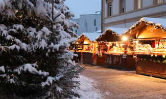 Brunico, sciare tra le luci di Natale