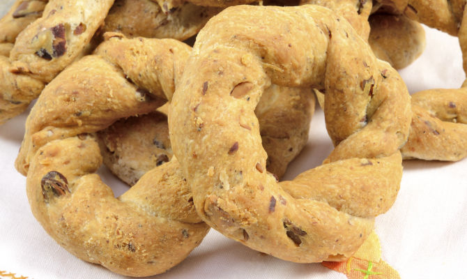 taralli pane calabria anice prodotti tipici