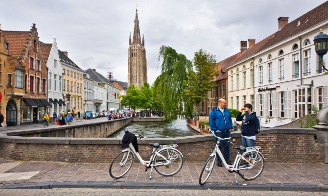 Bruges, in bici nel cuore delle Fiandre