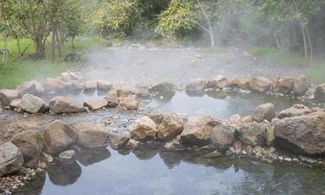 In Abruzzo i rituali d’acqua solfurea de La Réserve  