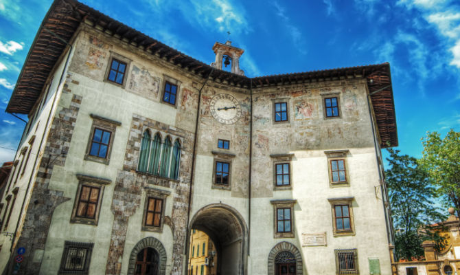 Pisa, palazzo storico