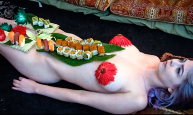 Nyotaimori Naked Sushi