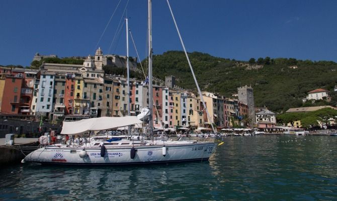 In navigazione a La Maddalena, tra storia e mare