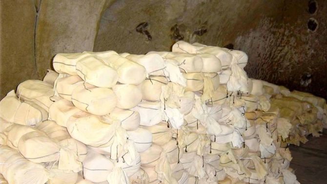 formaggio di fossa di Sogliano