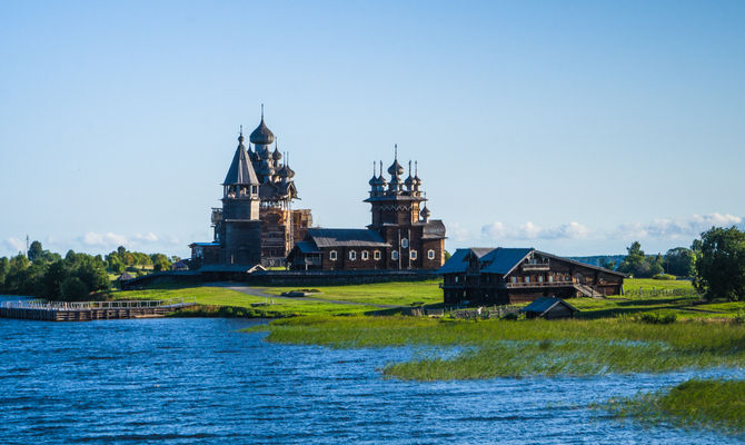 Isola di Kizhi dal fiume