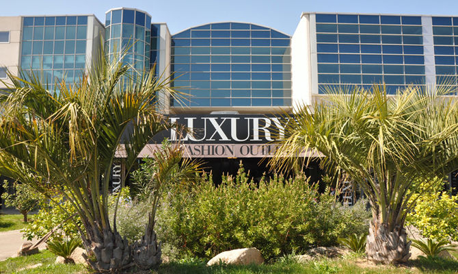 Luxury Mall