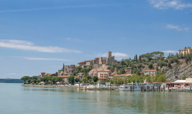  Lago Trasimeno, Passignano<br>