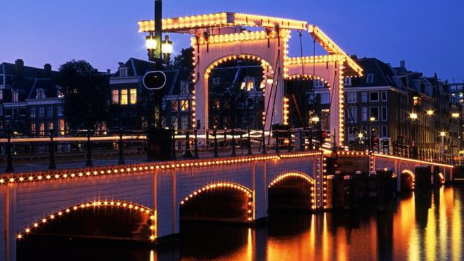 Magere Brug, Amsterdam