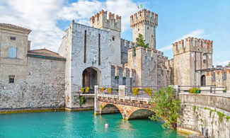 Rocca di Sirmione, tesoro d'Italia sul lago di Garda 
