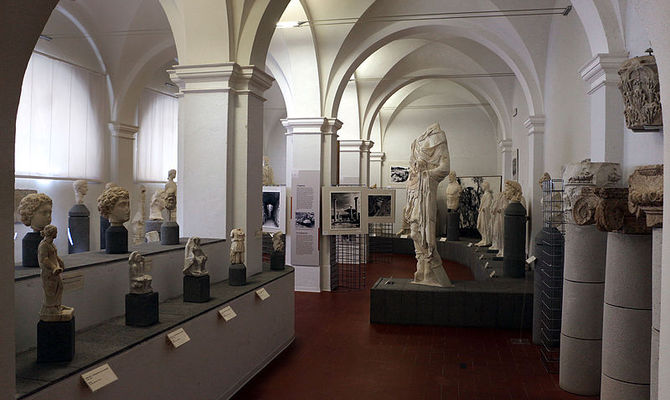 Maam - Museo Archeologico e d'Arte della Maremma, sala dei reperti romani di Roselle