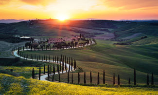 Le meraviglie della Val d'Orcia tra borghi, castelli e panorami d'incanto 