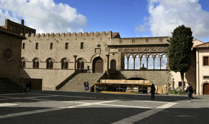 Palazzo Viterbo, Lazio<br>