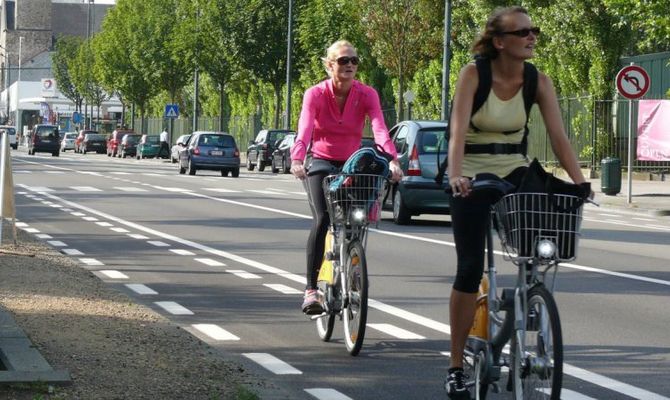 biciclette contromano