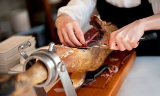 Aria di festa per il prosciutto San Daniele
