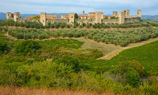 Toscana, a Monteriggioni tutti i fasti del Medioevo