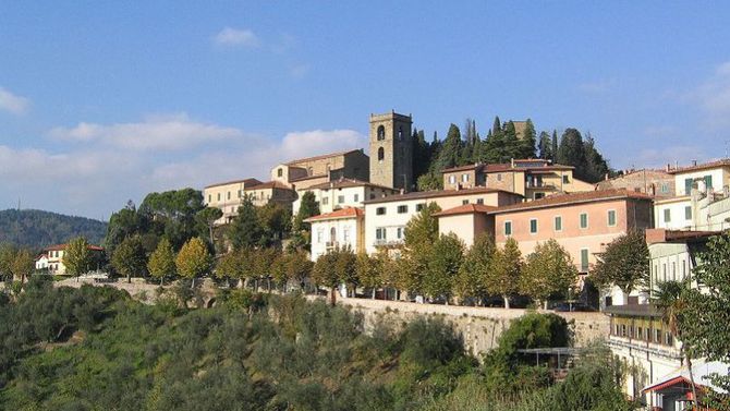 Lavorazione artiginale dei cesti di Buti foto