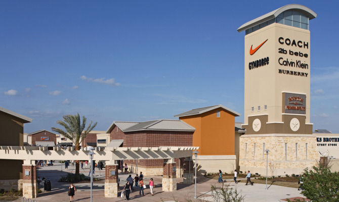 Houston Premium Outlets