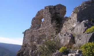 Il castello di Quirra, custode di leggende