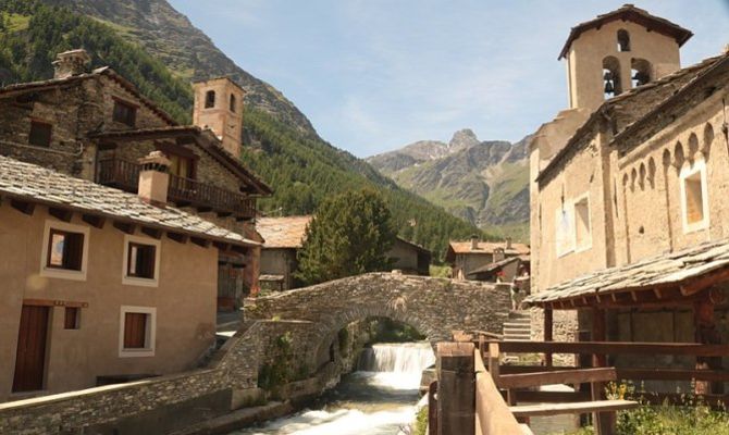 chianale borgo montagna piemonte