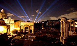 Roma Fori Imperiali di notte