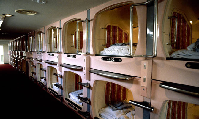 Hotel capsula giapponesi