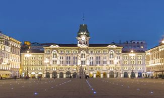 L’eclettico Palazzo del Municipio di Trieste