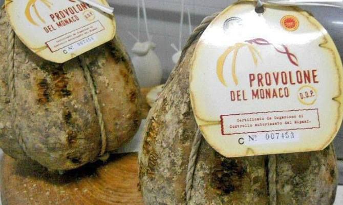 provolone,formaggi,campania,formaggi dop italiani