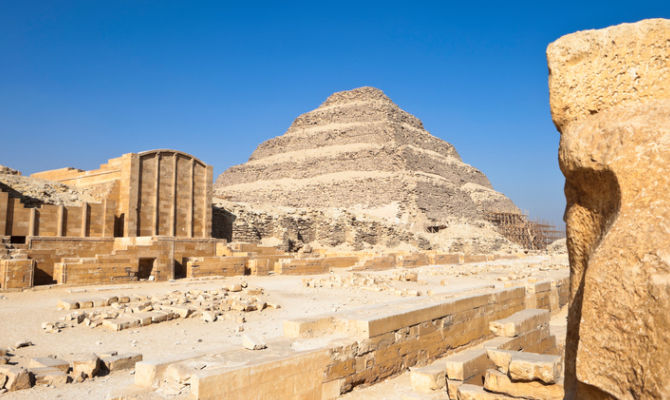 Piramide a gradoni di Zoser, Djoser
