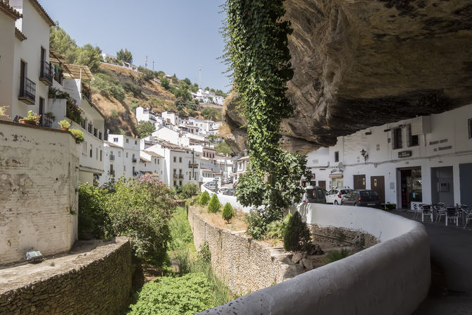 Setenil de las Bodegas