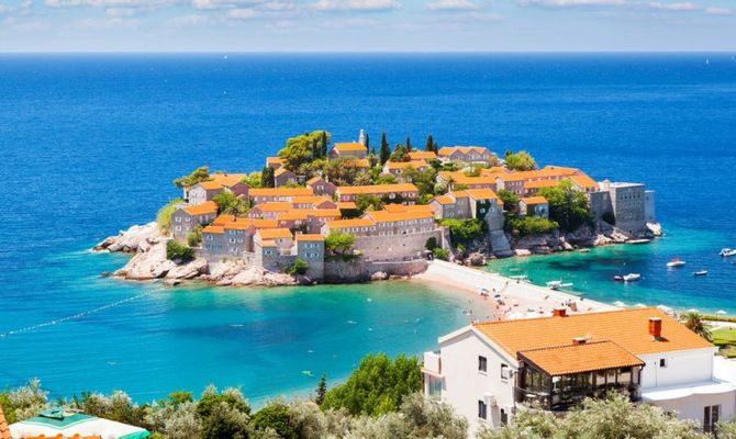 Montenegro Sveti Stefan, piccola isola e resort