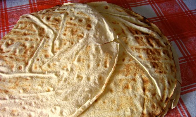 pane carasau sardegna prodotti tipici sfoglia 