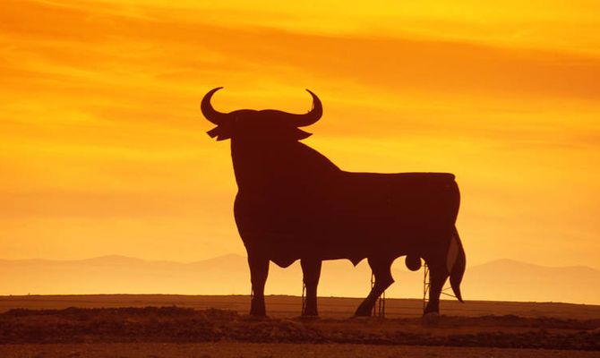 Toro di Osborne,  Monumento nazionale spagnolo