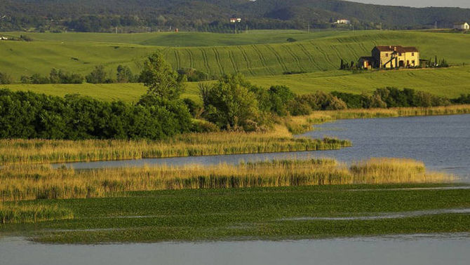 lago di santa luce