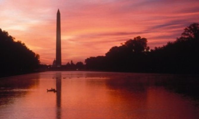Washington  Monument tramonto