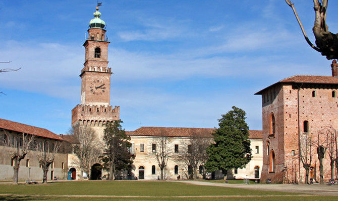 Piazza di Vigevano