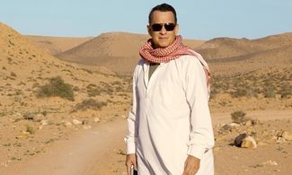 Tra Godot e la città santa, Tom Hanks aspetta il Re nel deserto