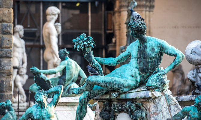 Sculture della Fontana del Nettuno in Piazza della Signoria a Firenze | Foto: Yulia Grigoryeva