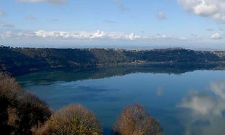 lago albano campagnia castelli romani natura cielo acqua
