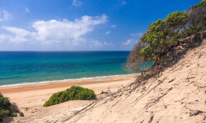 costa verde sardegna piscinas dune arbusti nutra mare