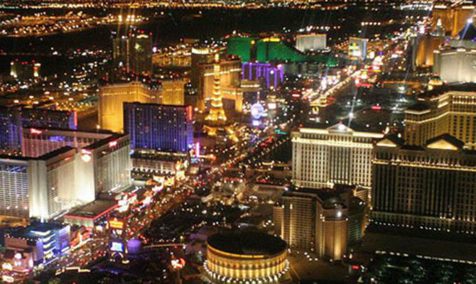 Lo skyline notturno di Las Vegas
