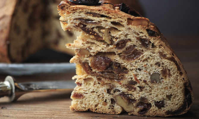 pane dolce visciola pandolce patinata uvetta pane coltello