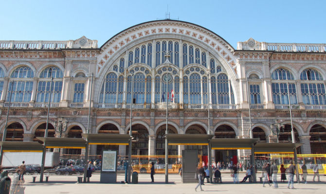 Porta Nuova Station, Gonin Hall