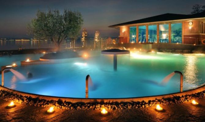 Terme di Sirmione by night